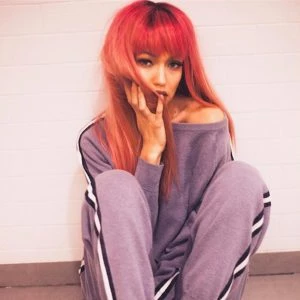 Color de cabello Blorange inspirado en Emma Roberts y Gigi Hadid en Jose Téllez Peluqueros
