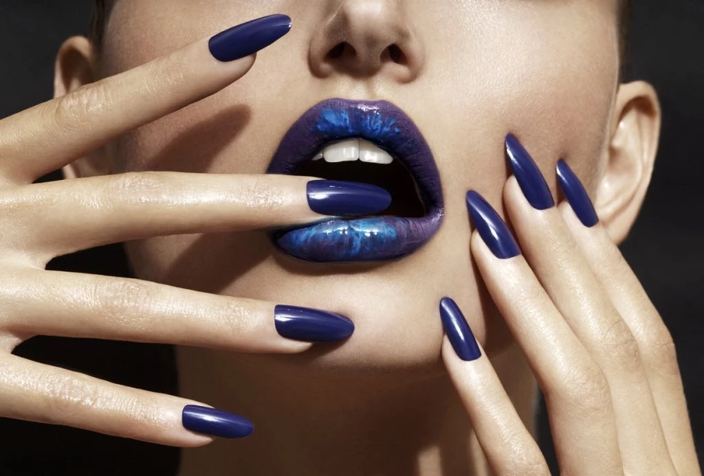 Técnica Shellac® para uñas en Jose Téllez Peluqueros.